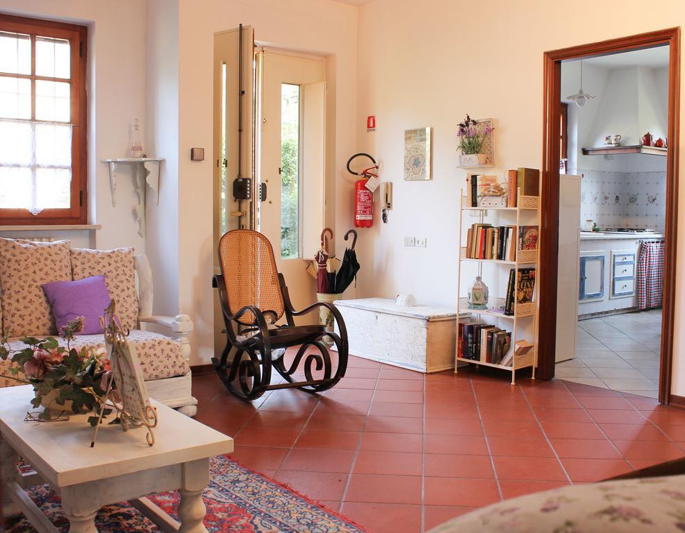 "Lilla" Bed & Breakfast Calci Ngoại thất bức ảnh