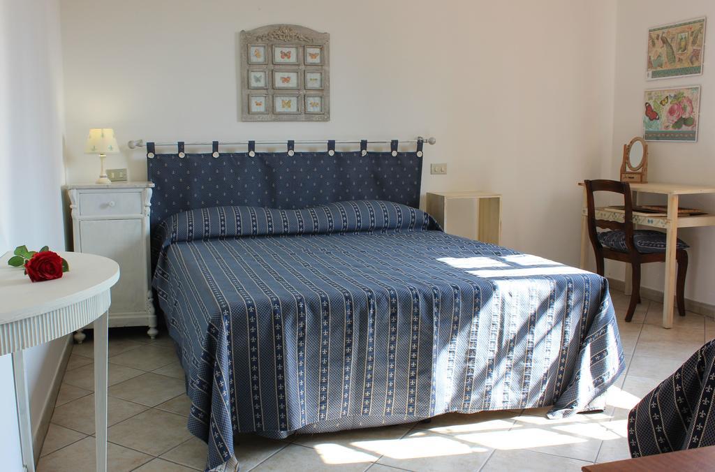 "Lilla" Bed & Breakfast Calci Phòng bức ảnh